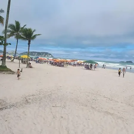 Apto Aconchegante Pe Na Areia Guaruja Exterior photo
