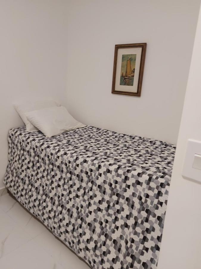 Apto Aconchegante Pe Na Areia Apartment Guaruja